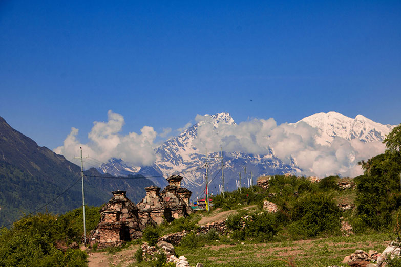 Manaslu Tsum Valley Trek