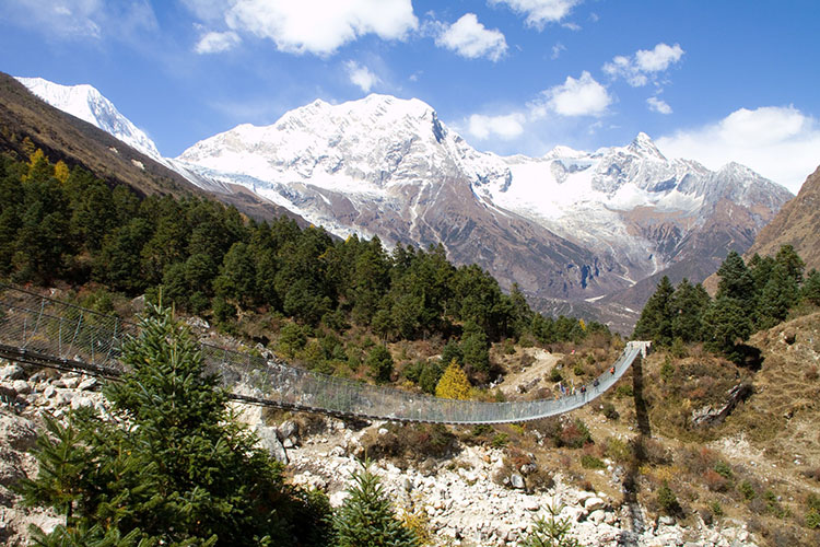 manaslu base camp trek