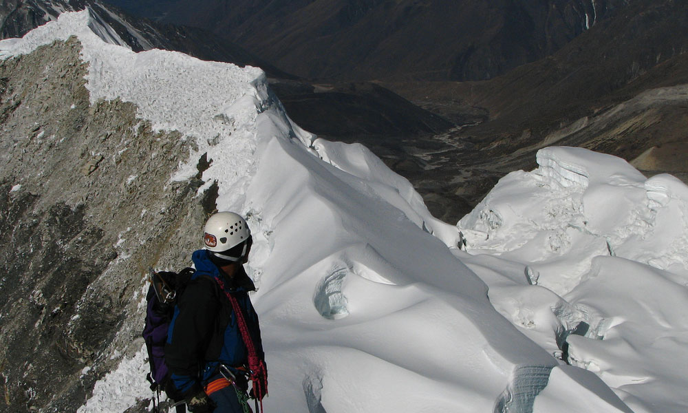 peak climbing nepal