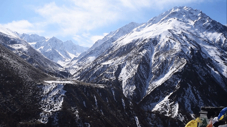 tsum valley trek