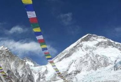 Everest Base Camp packing list can be divided into three categories. They are essentials, trekking clothes during trek and Everest Base Camp trek equipment list.