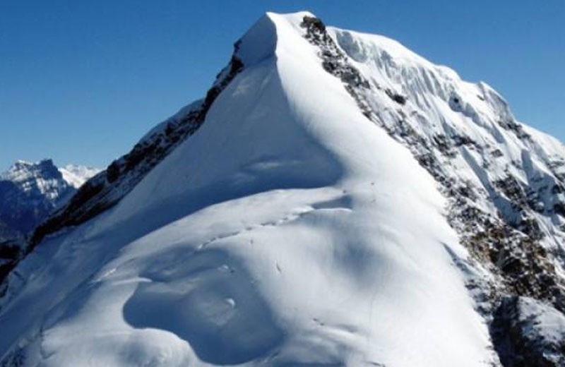 Chulu East Peak Climbing