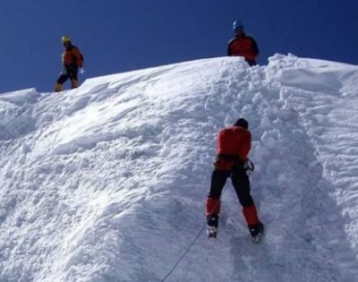 Hiunchuli Peak Climbing