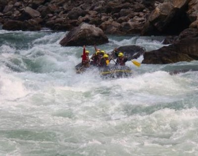 Tamur River Rafting